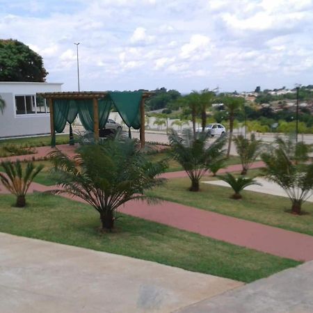 Ap Rose 2 Qt Gc -Goiania Unip Fasan Bc De Olhos Br 153 Apartman Kültér fotó